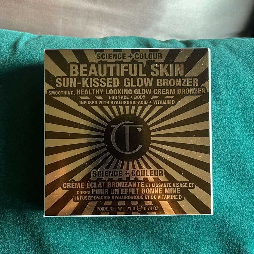 Charlotte Tilbury's Beautiful Skin Sun-Kissed Glow Cream Bronzer